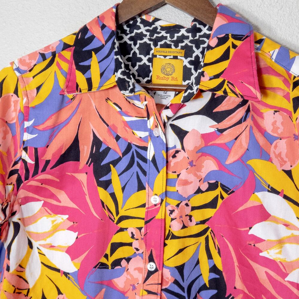 Ruby Rd Button Down Shirt Size 12 Pink Tropical Floral Resort Colorful - Picture 3 of 9